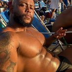 Derrick Handy - Facebook