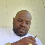 Derrick Hightower - @hoovamaccingdee - Instagram