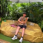 許亦芃 - @derrick.hsu12 - Instagram