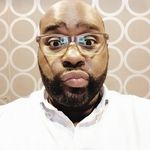 Derrick Johnson - @daretobedomestic - Instagram