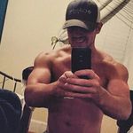 Derrick Lambert - @lambert.derrick - Instagram