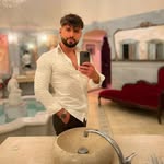 Derrick leo - @derrickleo95 - Instagram