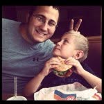 Derrick Lykins - @medicdaddy - Instagram