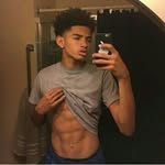 Derrick Manuel - @derr_manuel - Instagram