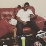 Derrick Nicholson - @windycityape - Instagram
