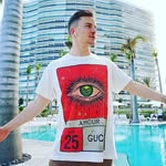 derrick - @derrick_oman - Instagram