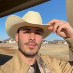 Derrick 🌎 - @derrick_reyes - Instagram