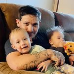 Derrick Robles - @derrick.james25 - Instagram