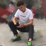 Derrick Yong.🐮 - @derrick.1210 - Instagram