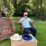 Des Young - @desyoung52 - Instagram