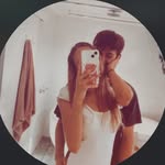 Desi - @desi.barnes1 - Instagram