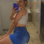 Desi Jones - @isthatdesij - Instagram