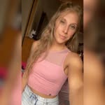 Desirae Beckley - @desiraebeckley - Instagram