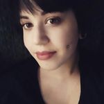 Desiree Cameron - @hairless0hobbit - Instagram