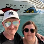 Desiree & Daniel - @travelwithdaisyanddani - Instagram