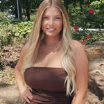 Desiree Hall - @desireehall2 - Instagram