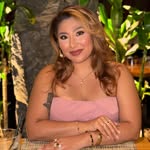 Sustainable Wardobe Stylist - @desiraeramirezz - Instagram