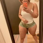 Desiree Reed - @desireereed17 - Instagram