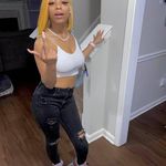 Desirae Wright - @dezzzi_way - Instagram