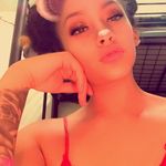 Desiré Jackson - @_pineapple_rose_ - Instagram