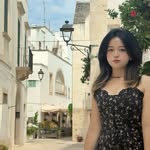 Desireè Hu - @desiii_iiz - Instagram