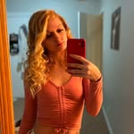 @desireemckenzie_ - Instagram