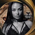 Desirée Mello - @_desiree_mello - Instagram