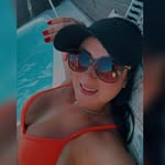 Desirée Mello - @desimello - Instagram