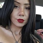 Desiree velez - @desireevelezpetito - Instagram