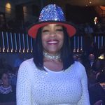 Desiree Walker - @deswalker61 - Instagram