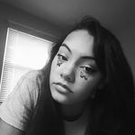☆•DESIREE•☆ - @desiree.warner8 - Instagram