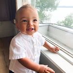 Desmond Bennett - @desmondtbennett - Instagram