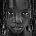 Desmond Gilbert - @deeblack_dessy - Instagram