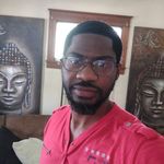 Des Gil - @desmond.gilbert.56 - Instagram