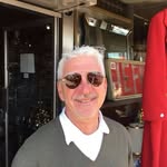 Desmond Larry - @desmondlarry572 - Instagram