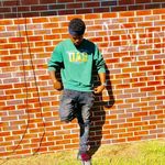 Desmond Lowe - @desmond.lowe.9212 - Instagram