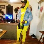 Desmond Simon - @desmond.simon.9 - Instagram