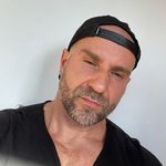 @desmond_.walker - Instagram