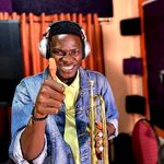 Desmond Walker - @oboi_dessy - Instagram
