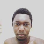 Desmond Wallace - @desmond_700 - Instagram