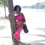 Desrine Brown - @bdesrine - Instagram