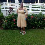 Desrine Brown - @desrine.brown.14 - Instagram