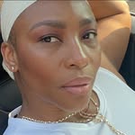 Desrine Thomas - @sunkiss_lc - Instagram