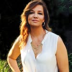 Dessi Held @Rodeo Realty - @dessi_held - Instagram