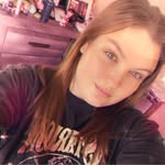 Dessie Davis - @desserwesser - Instagram