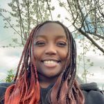 DeStani Bell - @thebelladventure - Instagram