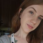 Destinee Davis - @flanneldavis - Instagram