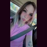 Destiny Benedict - @destinybonline - Instagram