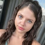 Destiny Brooke - @dgettingitall - Instagram