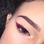 Destiny Case - @makeuplewks - Instagram